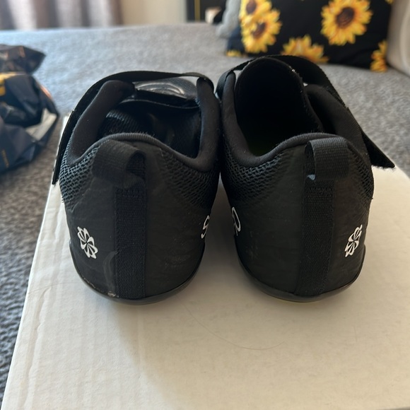 Nike Bike Shoes - Picture 3 of 6